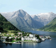 Scenic Sognefjord Tour